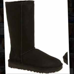 Classic II UGG black tall boots